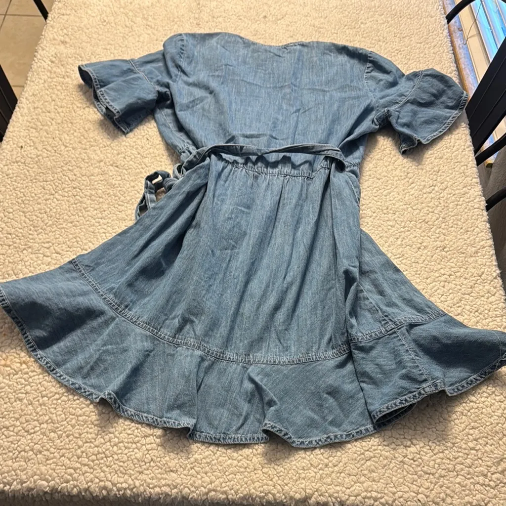 Draper James Blue Wrap Dress - Image 4