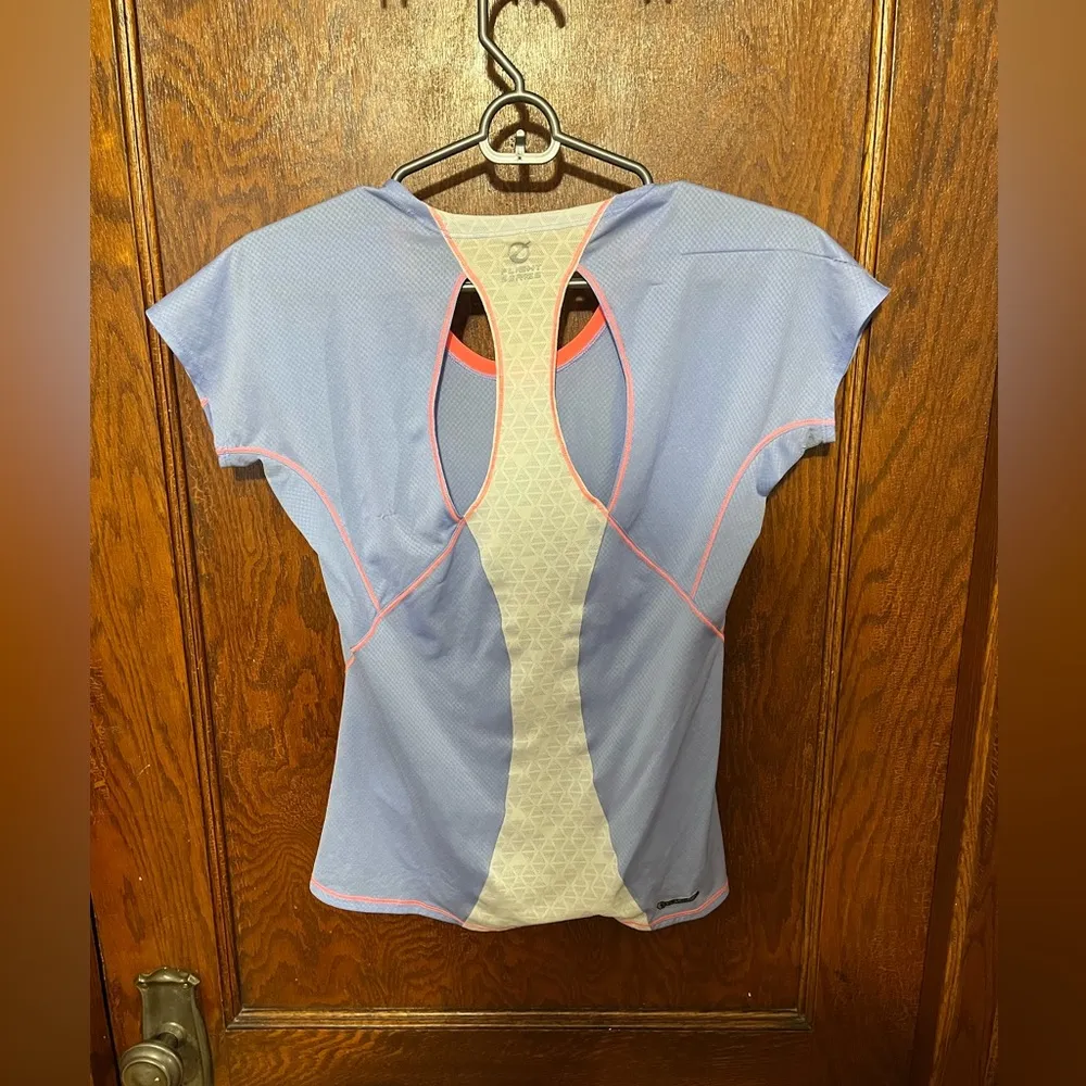 Northface flight series top size s - Image 2