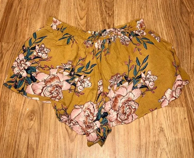 Billabong Flowy Shorts - Image 2