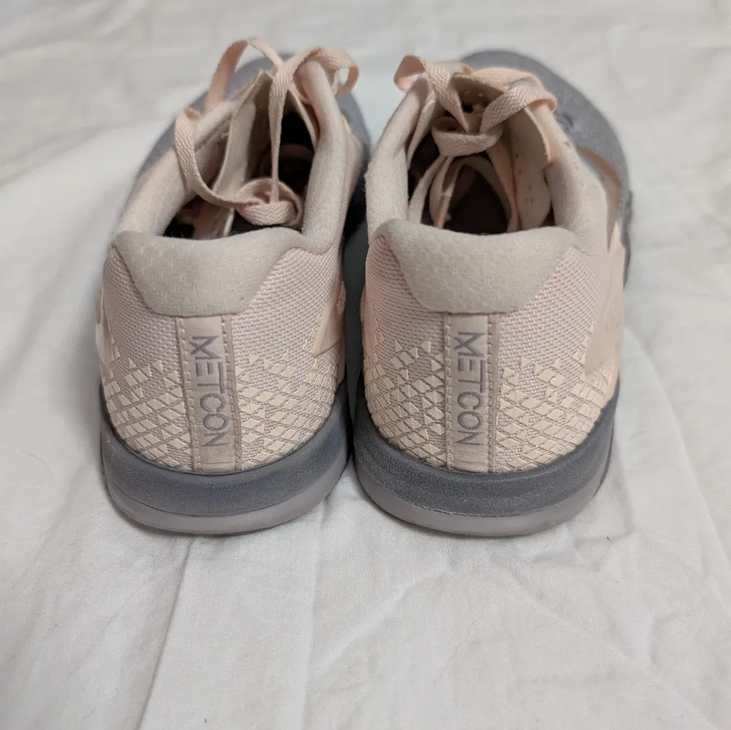 Nike Metcon 4 XD Metallic Atmosphere Women's 8 Pink/Silver - Image 3