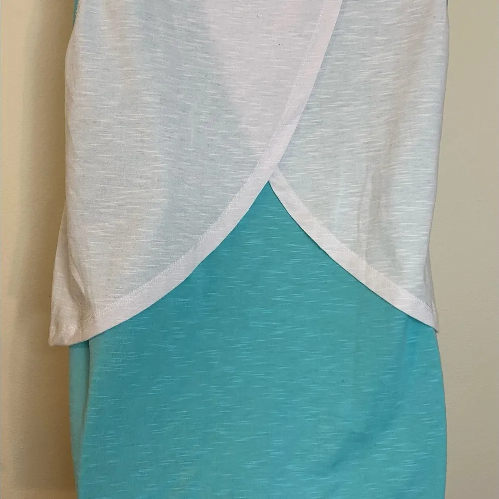 NWOT Style & Co Blue/White High Low Sleeveless Top Beaded Sz S - Image 3