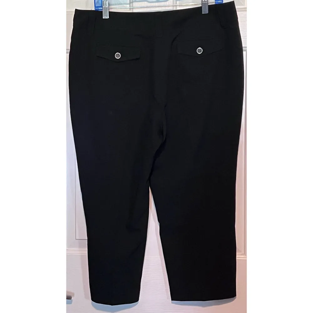 Zac & Rachel Women's Black Dress Capris Buttons on Side of Pants Size 14 21 1/2" - Image 2