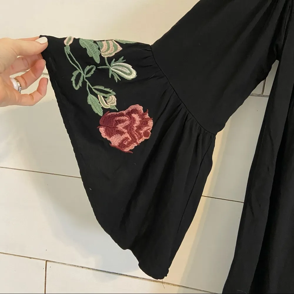 Francesca’s Blue Rain Off The Shoulder Embroidered Bell Sleeve Blouse. Size S - Image 5