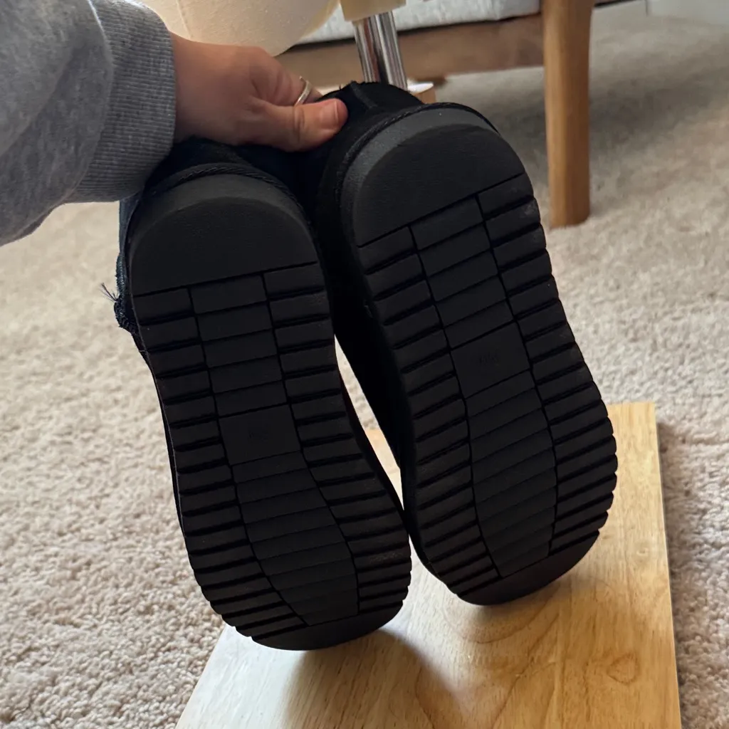 NWT: CUSHIONAIRE Women's Hipster pull on boot - Image 5