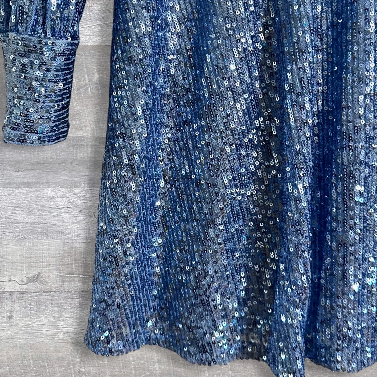 Honey & Rosie Long Sleeve Sequin Mini Dress Women L Blue Deep V Neck Event Party - Image 3