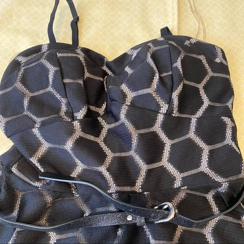 Lily Rose Black Laced Belted Mini Dress Size undefined - Image 2