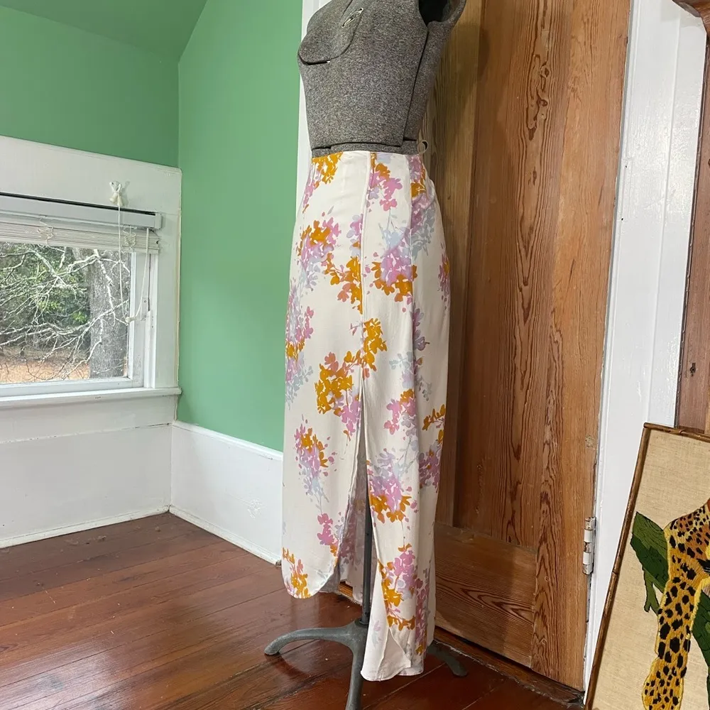 Olivaceous Maxi Floral High Slit Prairie Cottage Core Skirt - Size Medium - Image 10