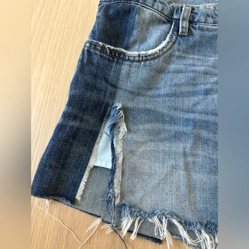 Blank NYC Romper with split at the‎ front sz 28 C0092 - Image 5