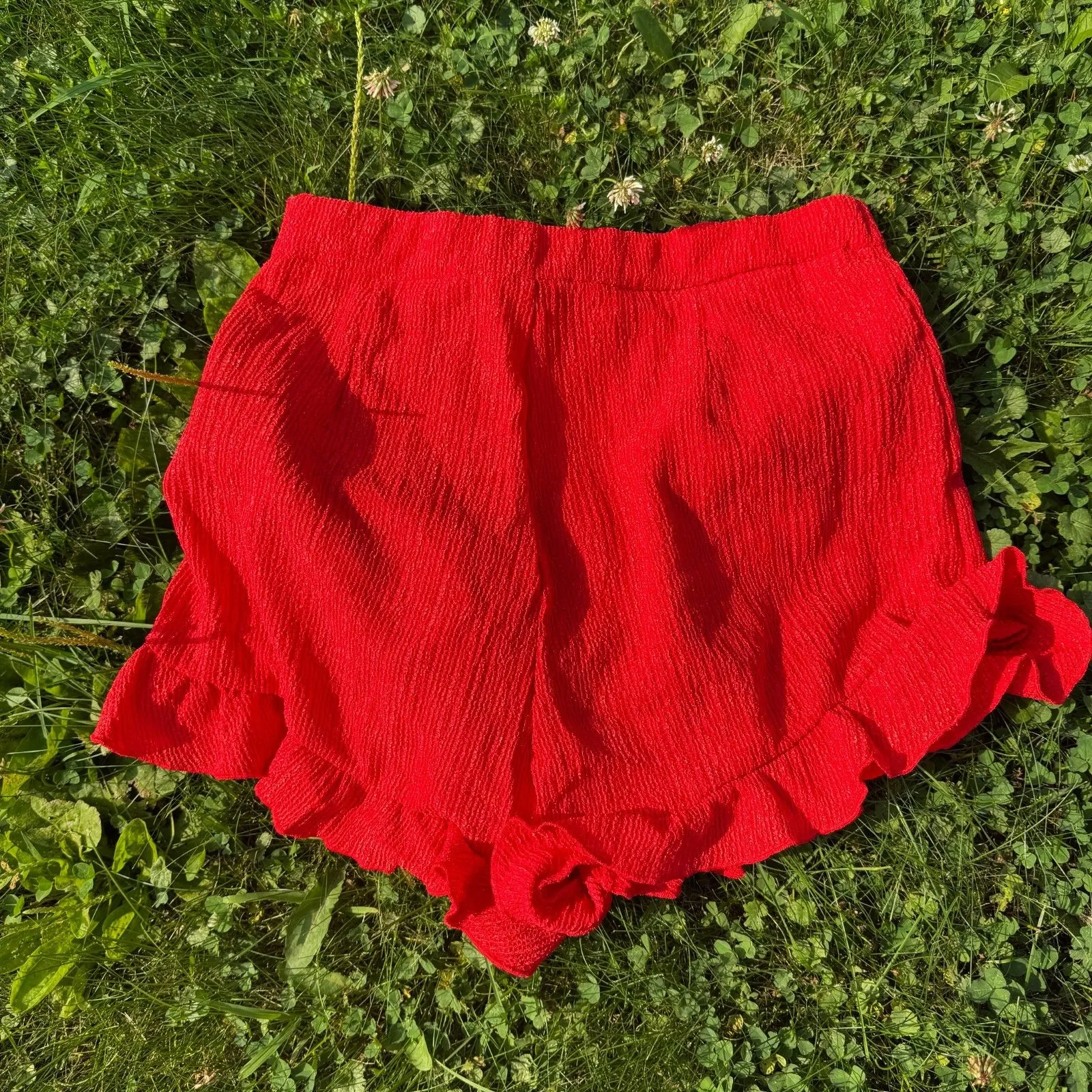 NWOT Women Textured Ruffled Hem A-Line Festival Red Shorts - Image 5