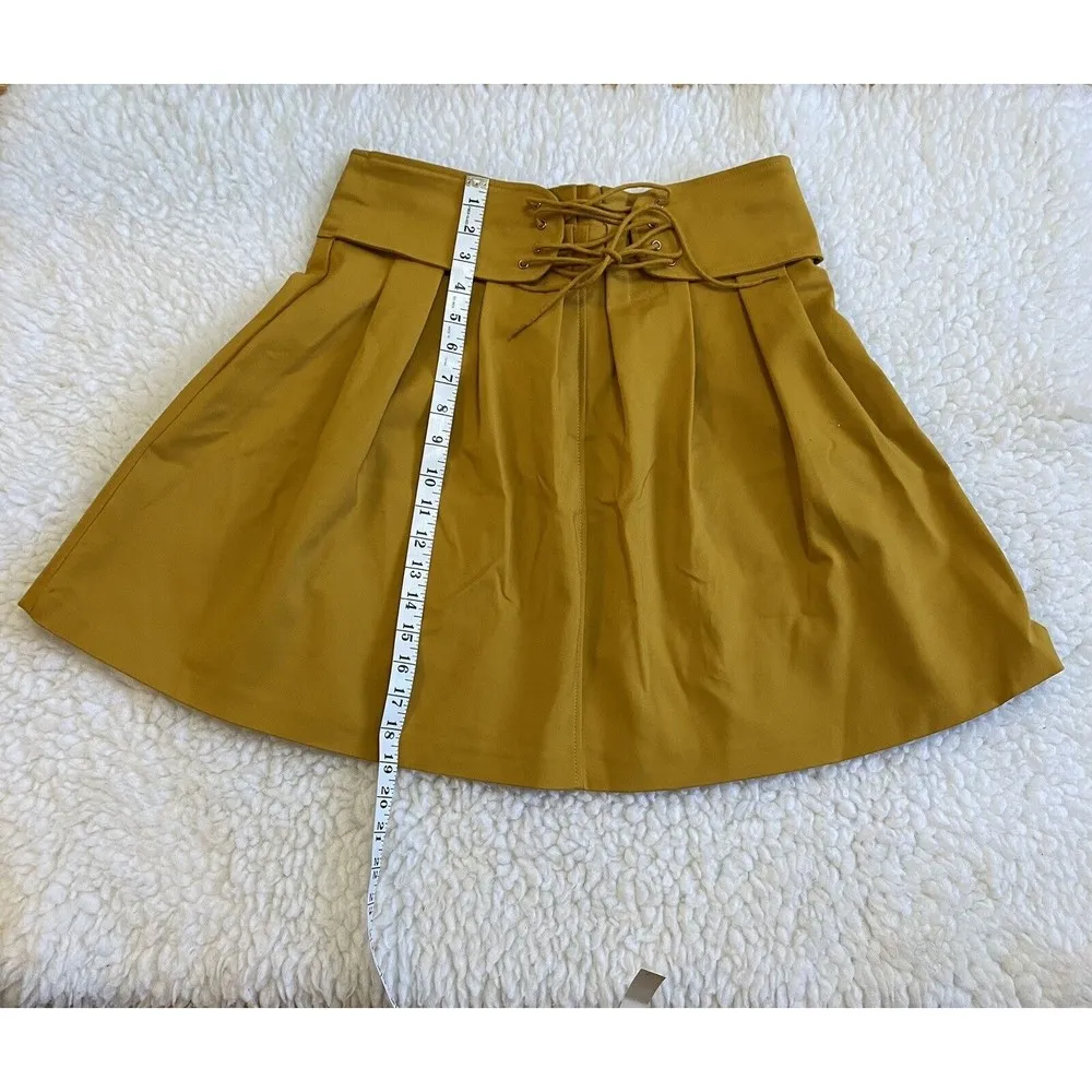 Do & Be Paper Bag Mustard Yellow size Large zip up front lace up pleats skirt - Image 6