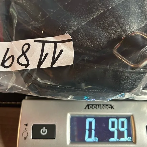 Unbranded Women Small Black Quilted‎ Handbag Purse Travel Vacation Casual Party - Image 4