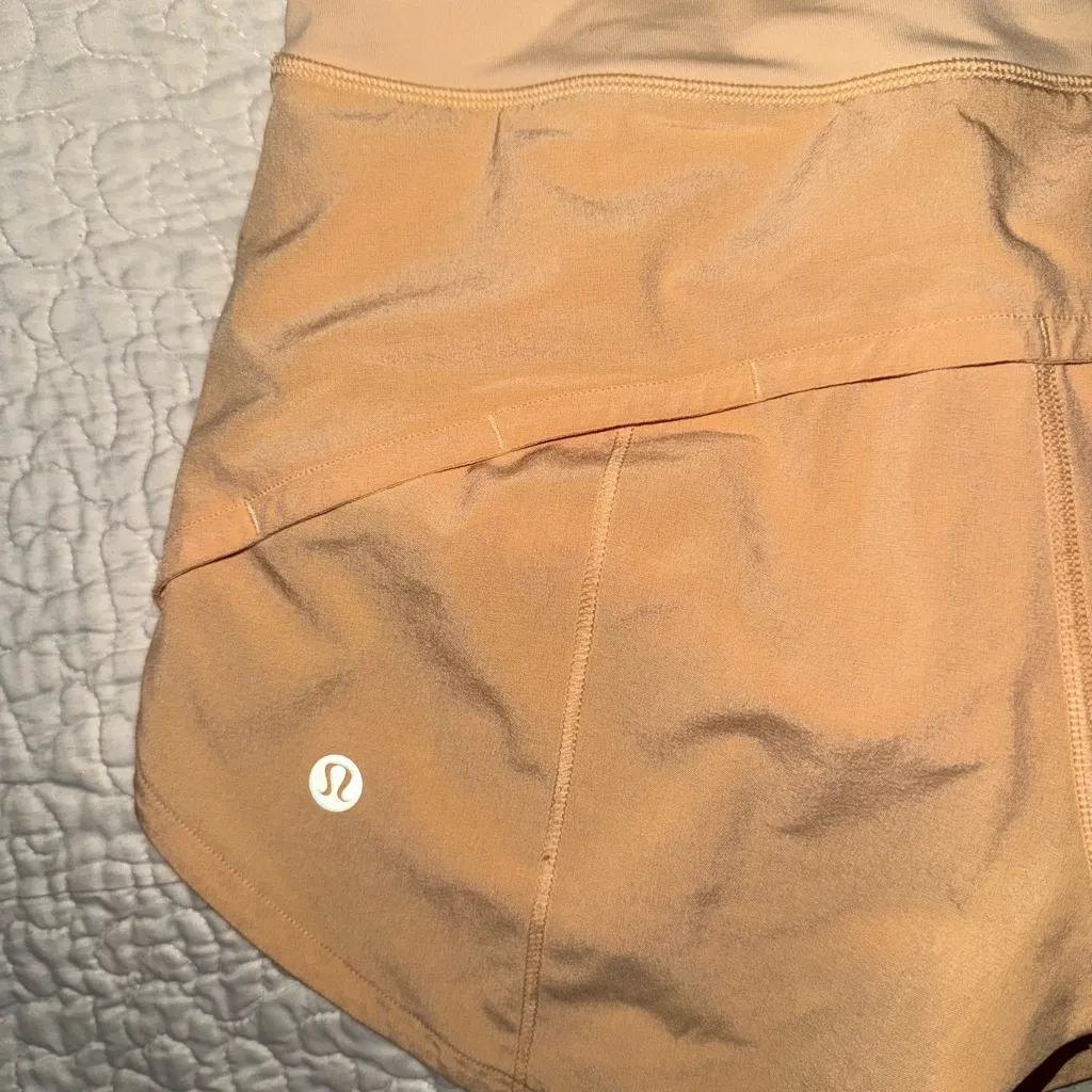 Lululemon Speed Up High-Rise Lined
Short Summer Glow Size 0 4” - Image 3