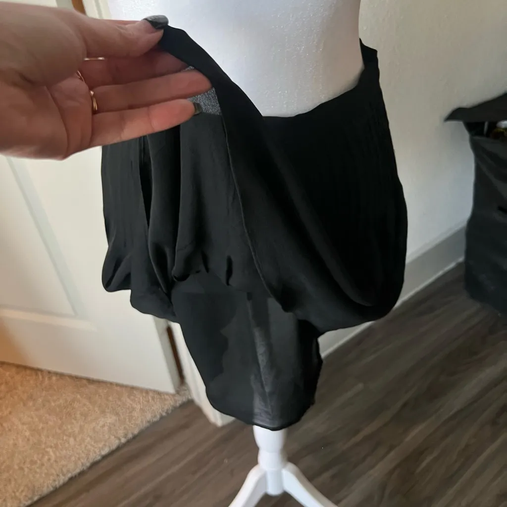 Black Pleated Mini Skirt - Image 5