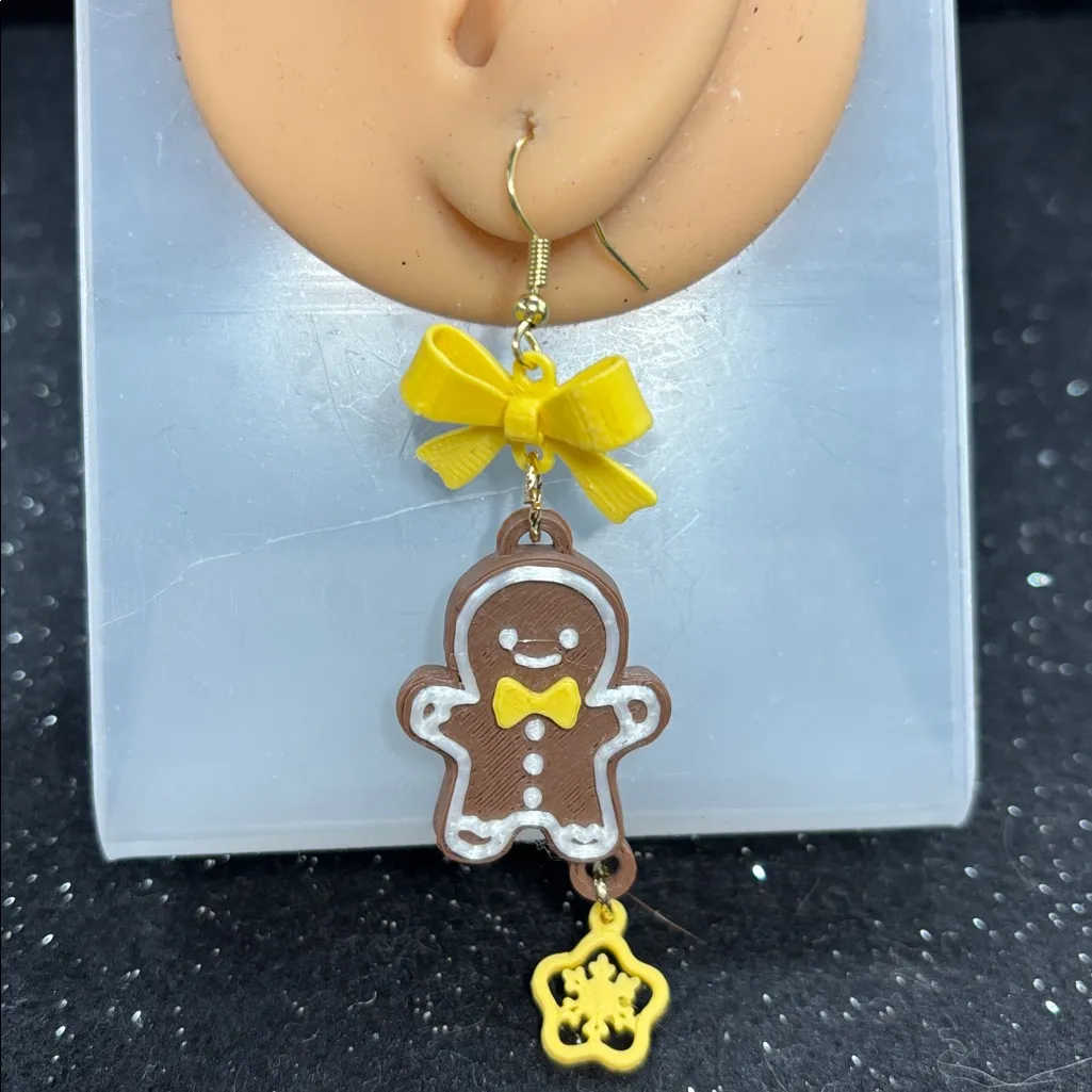 Gingerbread Man Earrings with Yellow Bows & Includes Baking Sheet Display Card ✨ Brown - Image 4