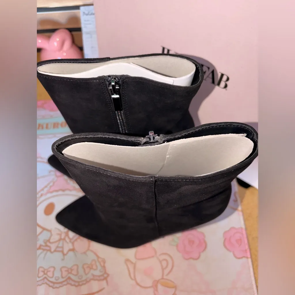 Just Fab Heeled Booties NWB 🖤 - Image 5