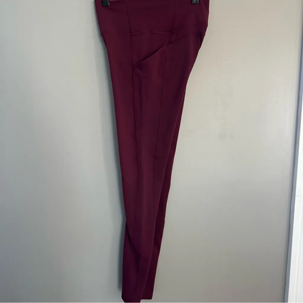 Fabletics Oasis PureLuxe High-Waisted Legging 7/8 Small Merlot NWT - Image 4