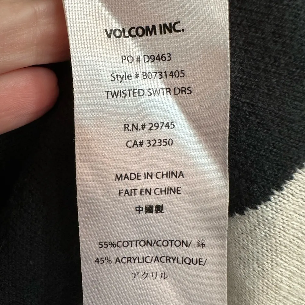 Volcom Chevron Black & Off White Knit Long Sleeve Sweater Dress Size Small S - Image 10