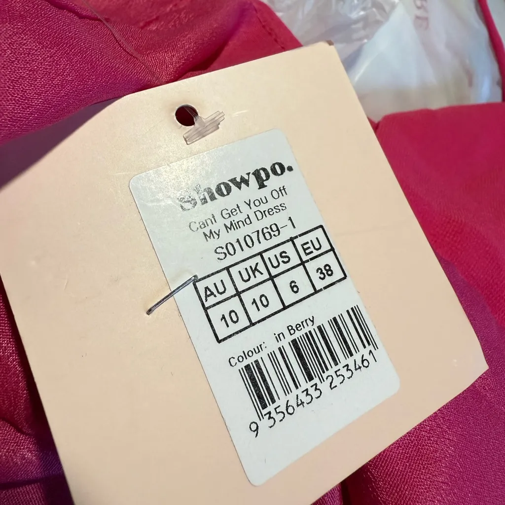 Pink Showpo mini dress Size 6 - Image 4