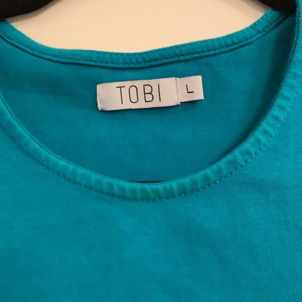 Tobi Teal Crop Top, Large - Image 3