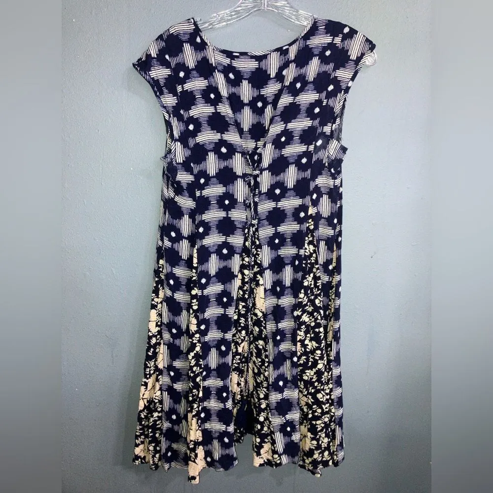 Maeve Anthropologie Navy and Cream Patterned Floral Midi flowy Dress Medium FLAW - Image 6