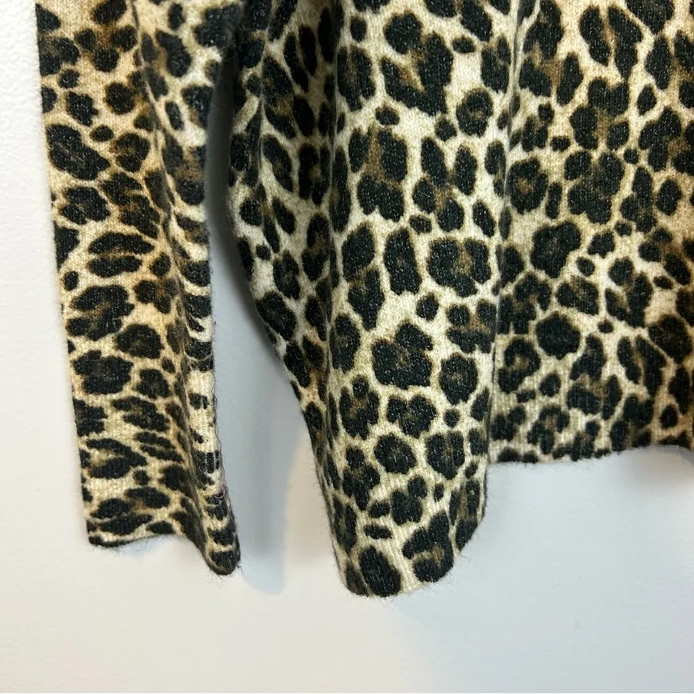 NWT CeCe Leopard Animal Print Pullover Crewneck Sweater Size Small - Image 8