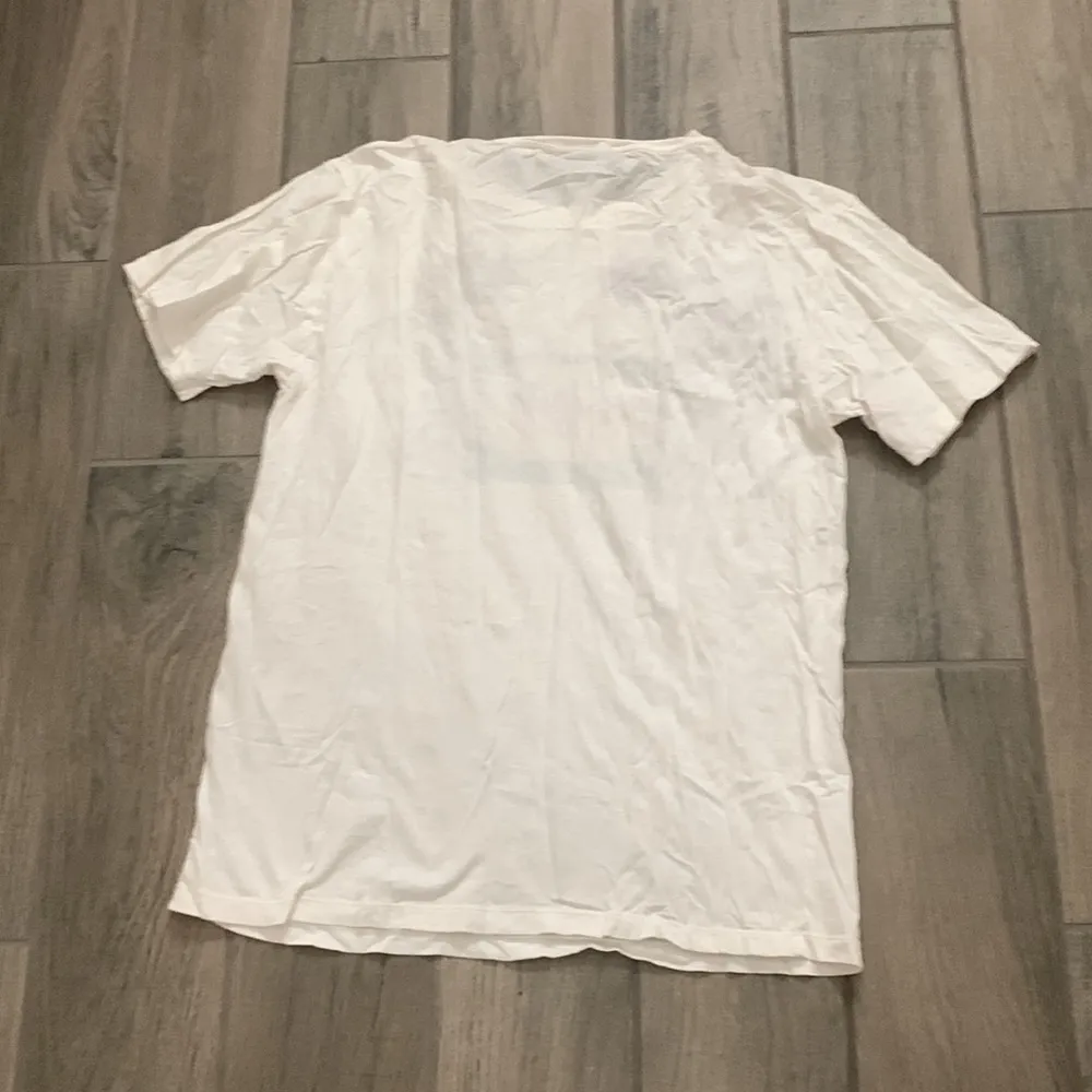 Gucci Floral-Embroidered Logo Distressed Cotton T-Shirt - Image 6