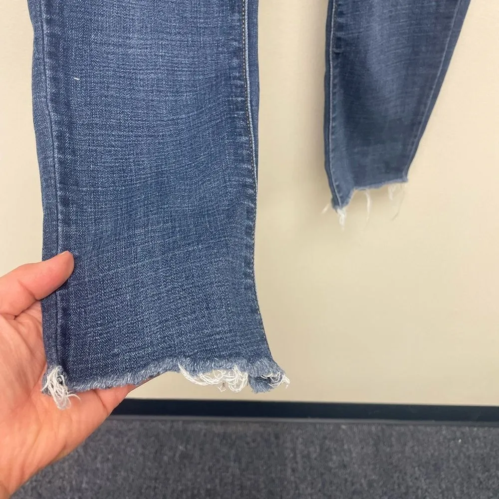 Levi’s 721 Skinny Jean Medium Blue Frayed bottom Jeans SZ 30 - Image 2