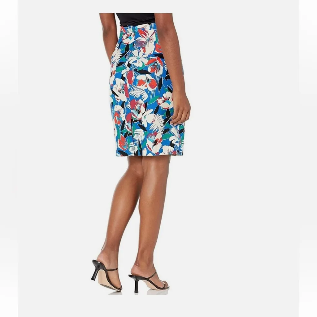 J. Crew size 2 Floral The Basketweave Pencil Skirt Blue Red Print - Image 2