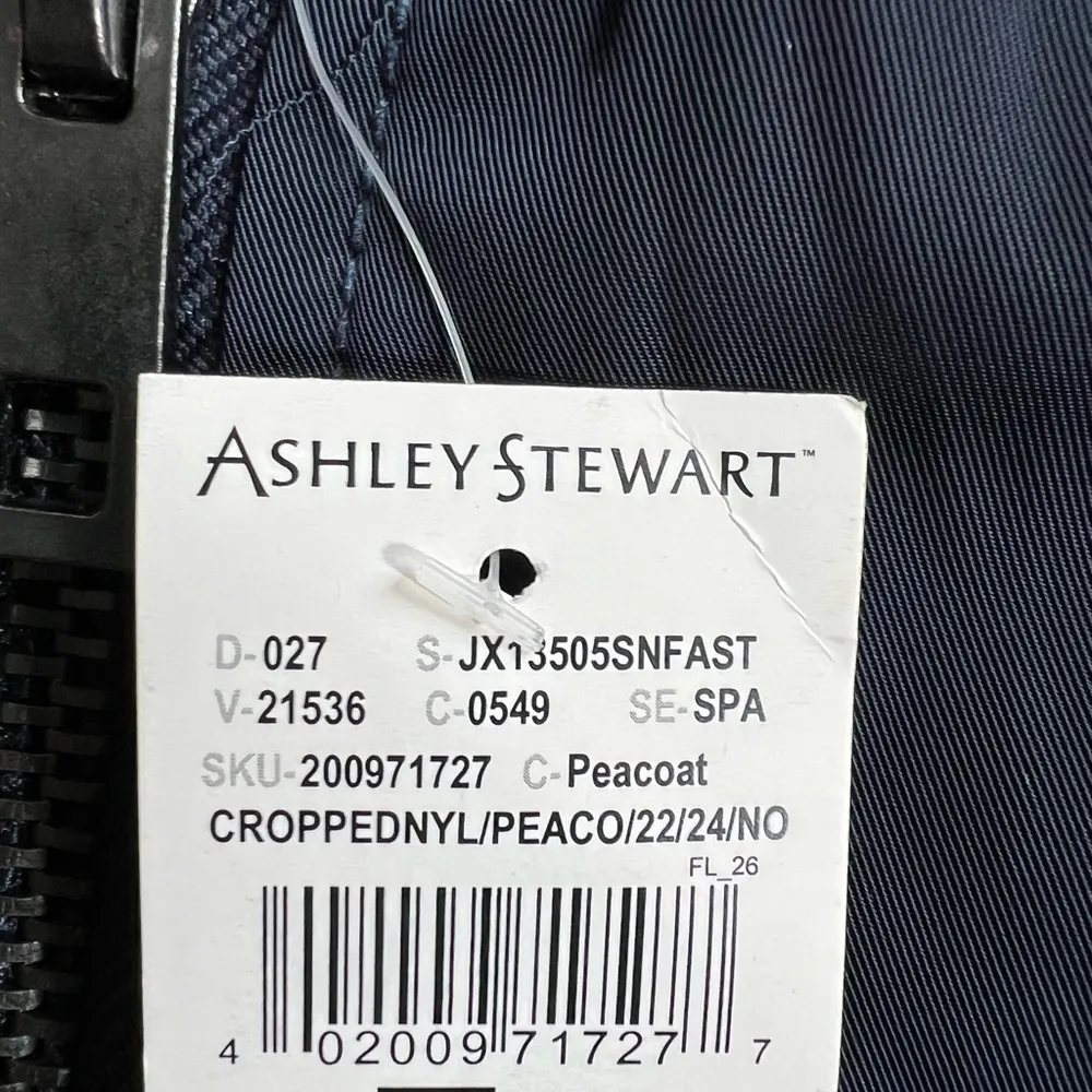 Ashley Stewart Cropped Bomber Style Jacket, Brand New size 22/24 - Navy - Image 2