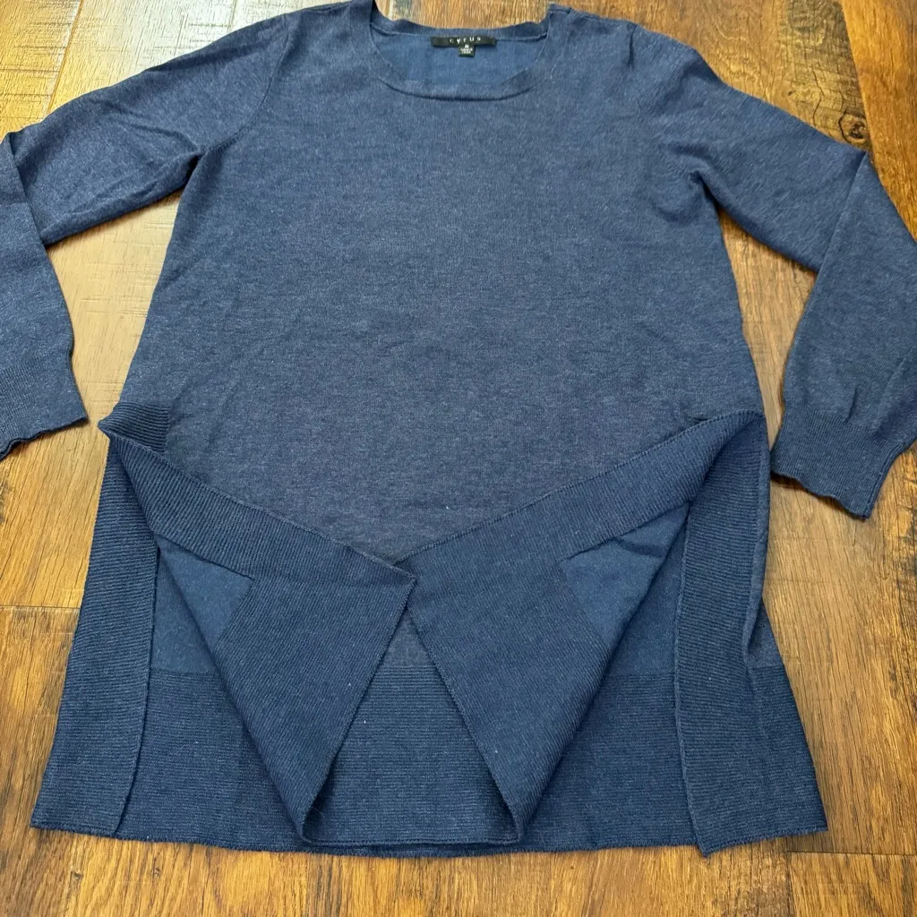 CYRUS blue tunic sweater with side slits, size M - Image 4