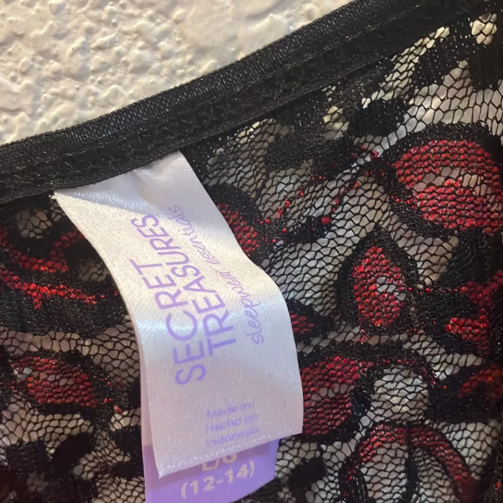 FINAL MARKDOWN Secret treasures chemise large - Image 3