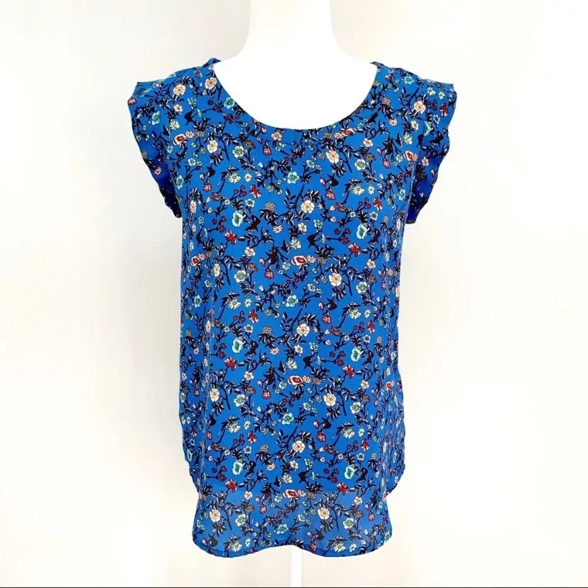 Pleione Bailey Double Pleat Blouse‎ Cornflower Blue Ditsy Floral - XS EUC - Image 6
