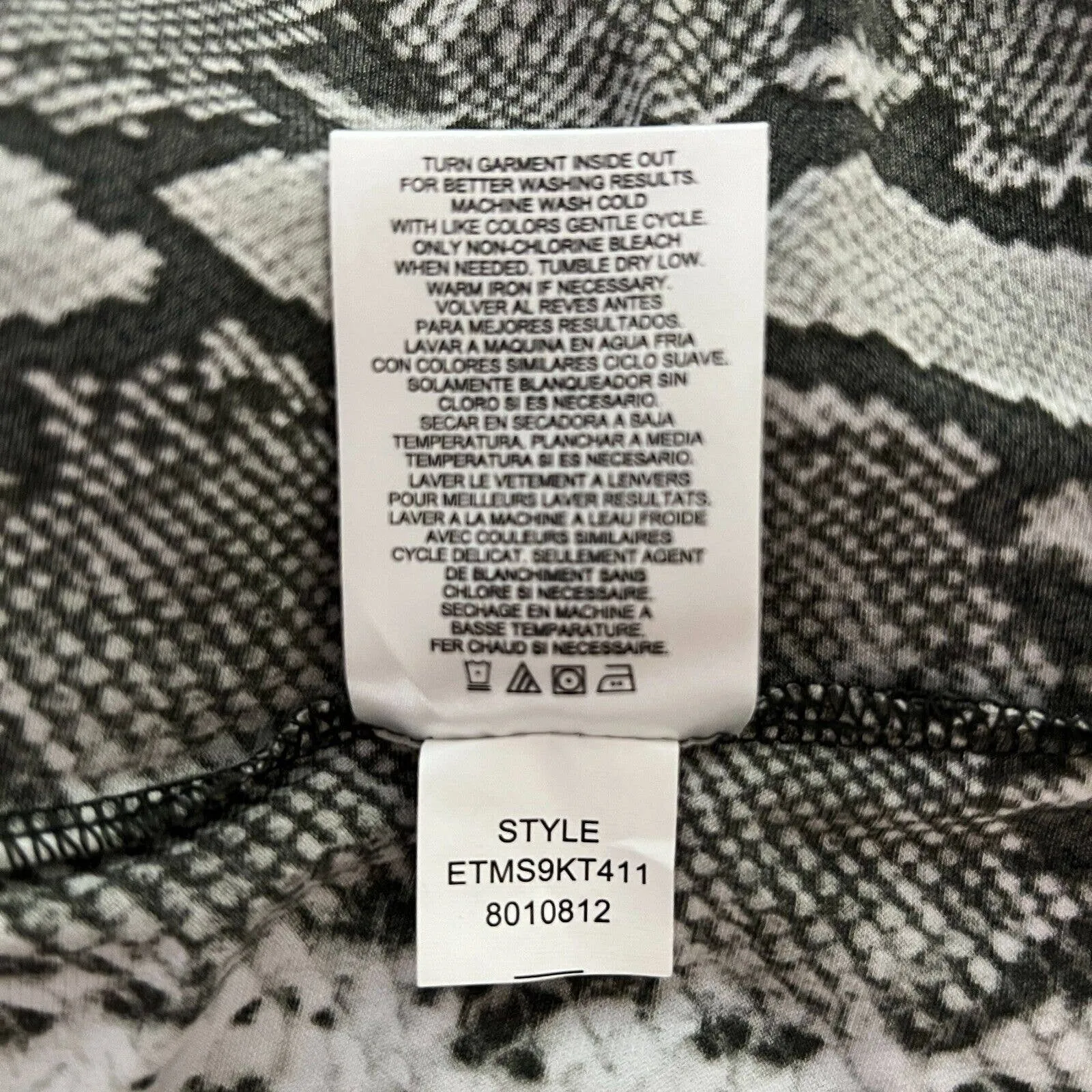 Ellen Tracy Shirt Womens Large Gray Black Snake Print Twist Front Rocker Edgy‎ - Image 9