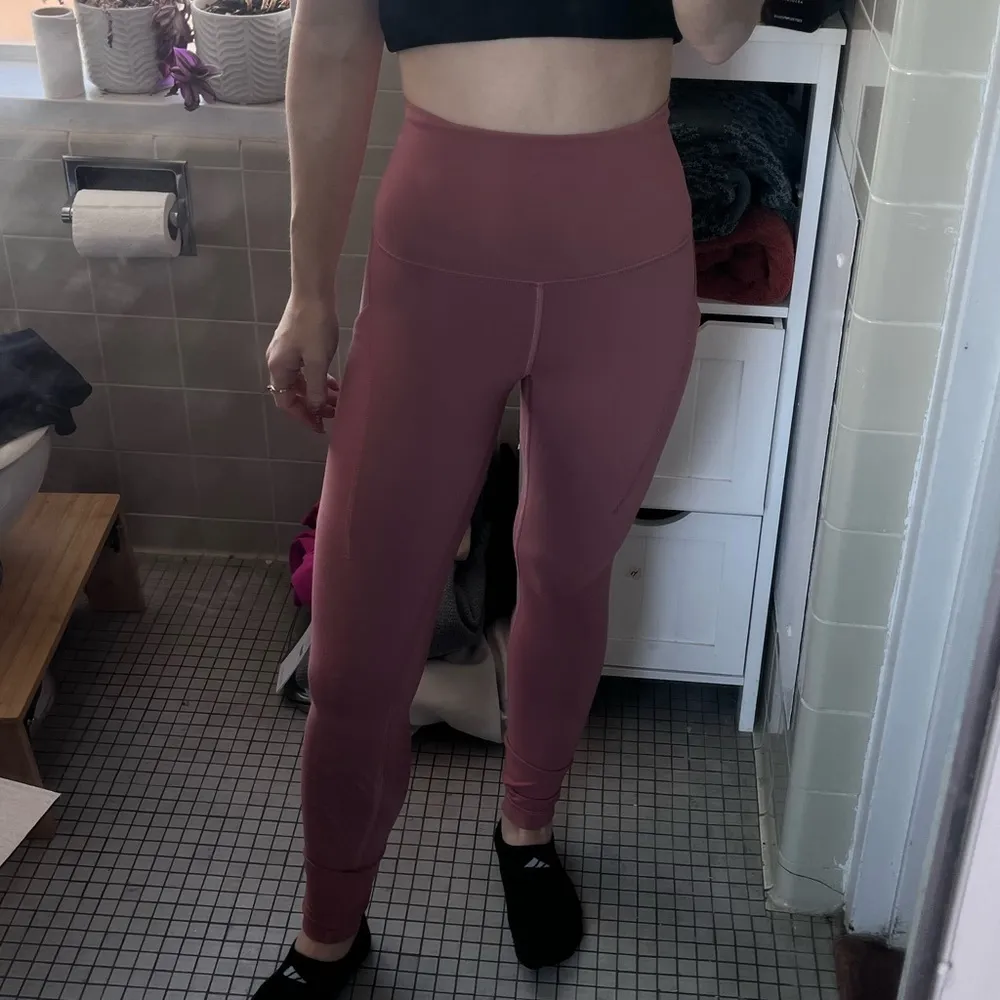 Lululemon Wunder Train High-Rise Tight with Pockets 25" - Image 8