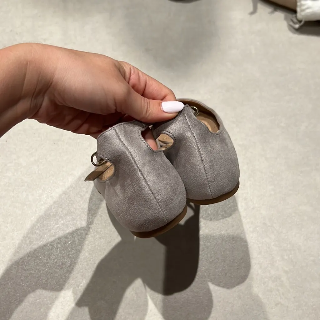 Women size 6 Pointed gray ballet flats with adjustable strap shoes - Image 4