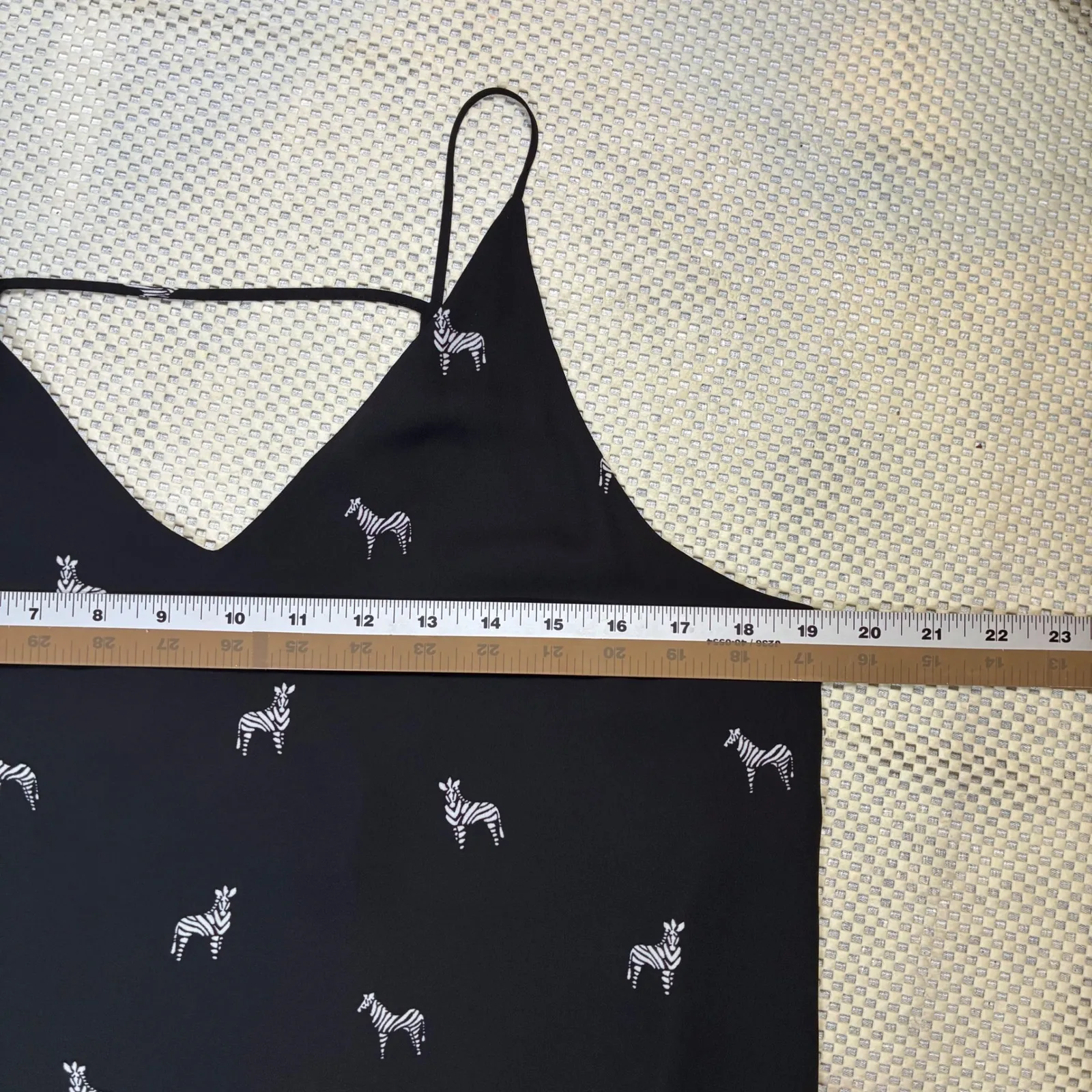 NWT LOFT Black Zebra‎ Print Sleeveless V-Neck Tank Top Blouse - Size M - Image 6