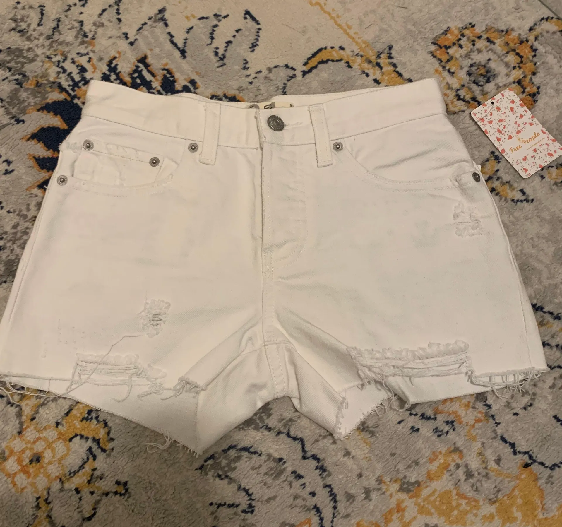 SOFIA WHITE DISTRESSED DENIM SHORTS 24 - Image 3