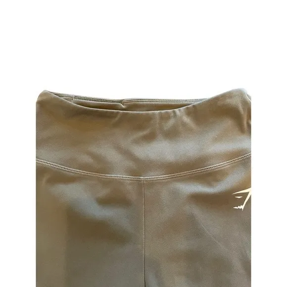 Gymshark Women's High Waisted Capri Speed Running Leggings in Army Sage Green‎ - Image 4