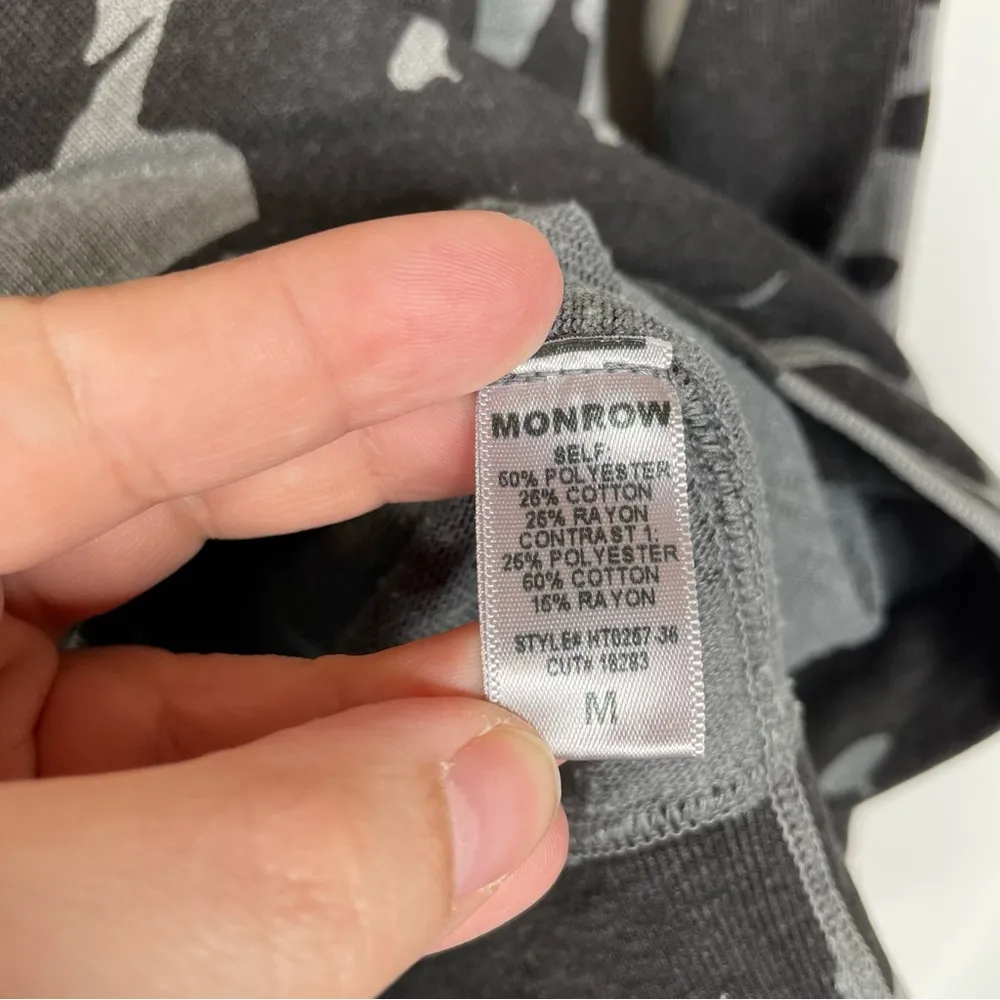 Monrow Two Tone Camo Vintage Raglan Sweatshirt Size Medium - Image 6