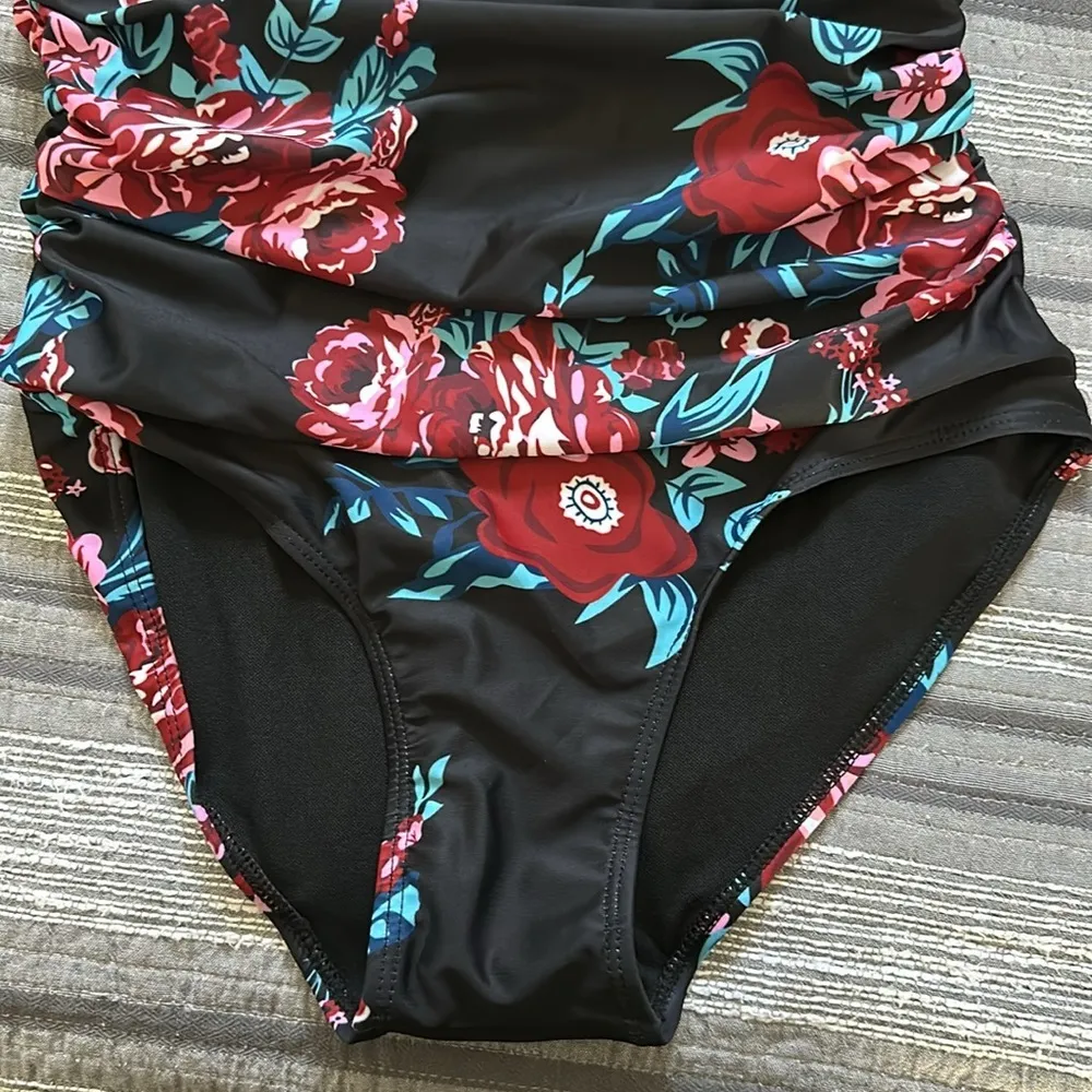 Black Floral Swimsuit Tummy Control Deep Plunge Backless Halter SMALL NWT #6284 Red - Image 4