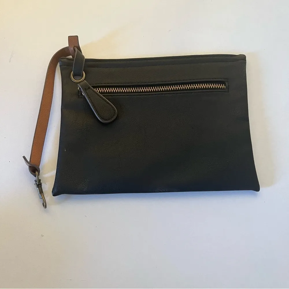 Sonoma Goods For Life Nori Wristlet Wallet Black with Zipper Closure - Image 2