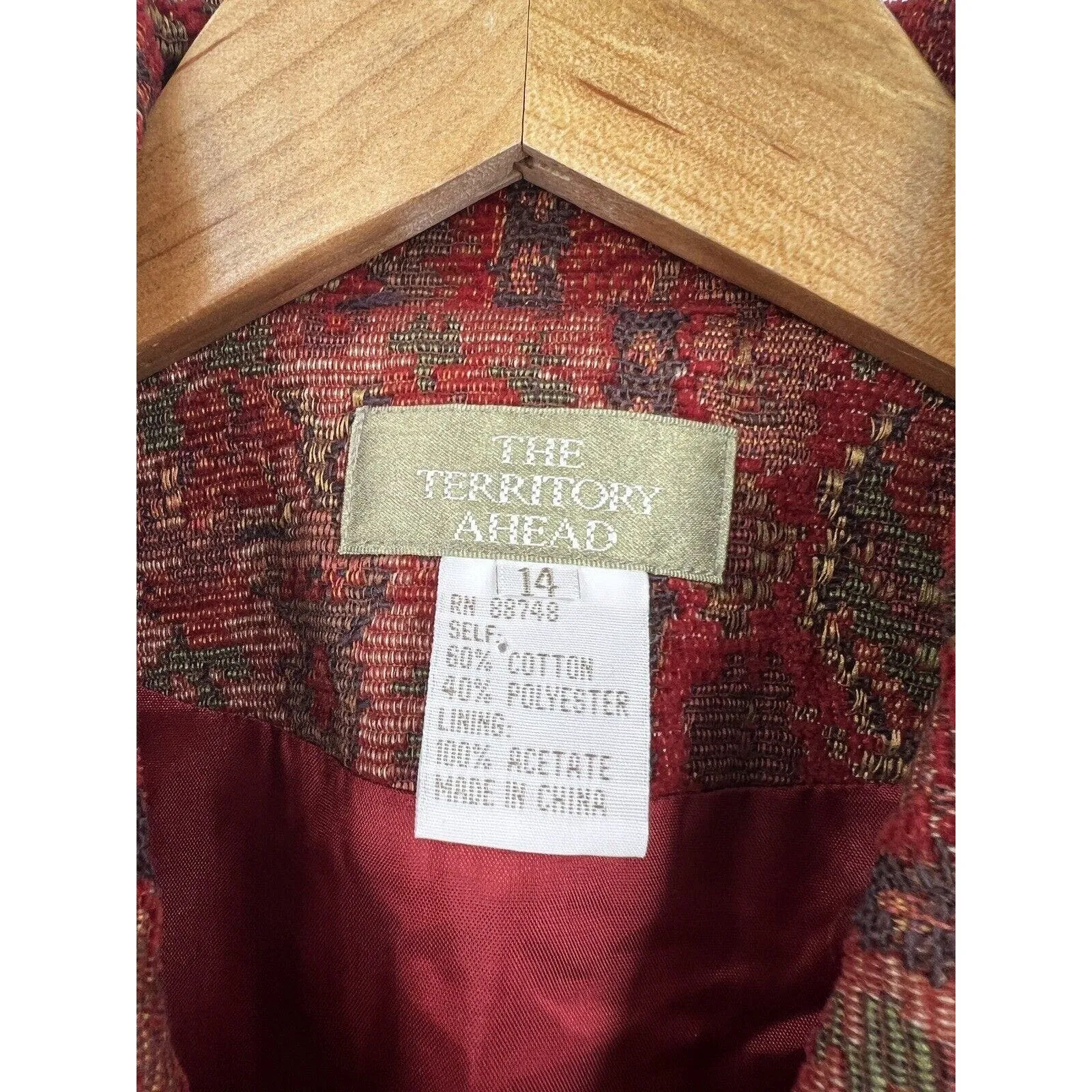 The Territory Ahead Red Print Tapestry Vest Zip Front Side Tabs Lined Size 14 - Image 2
