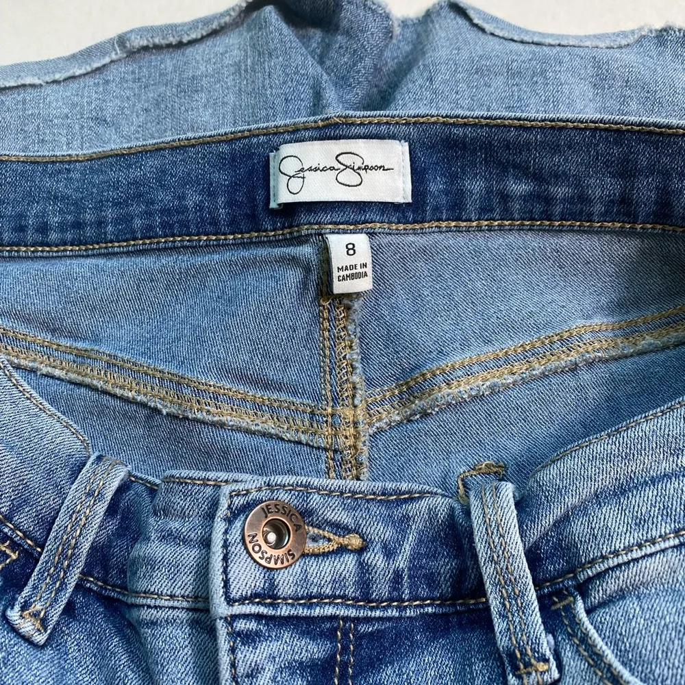 Women’s Jessica Simpson Daisy Dukes Jean/Denim Shorts Size 8 - Image 4