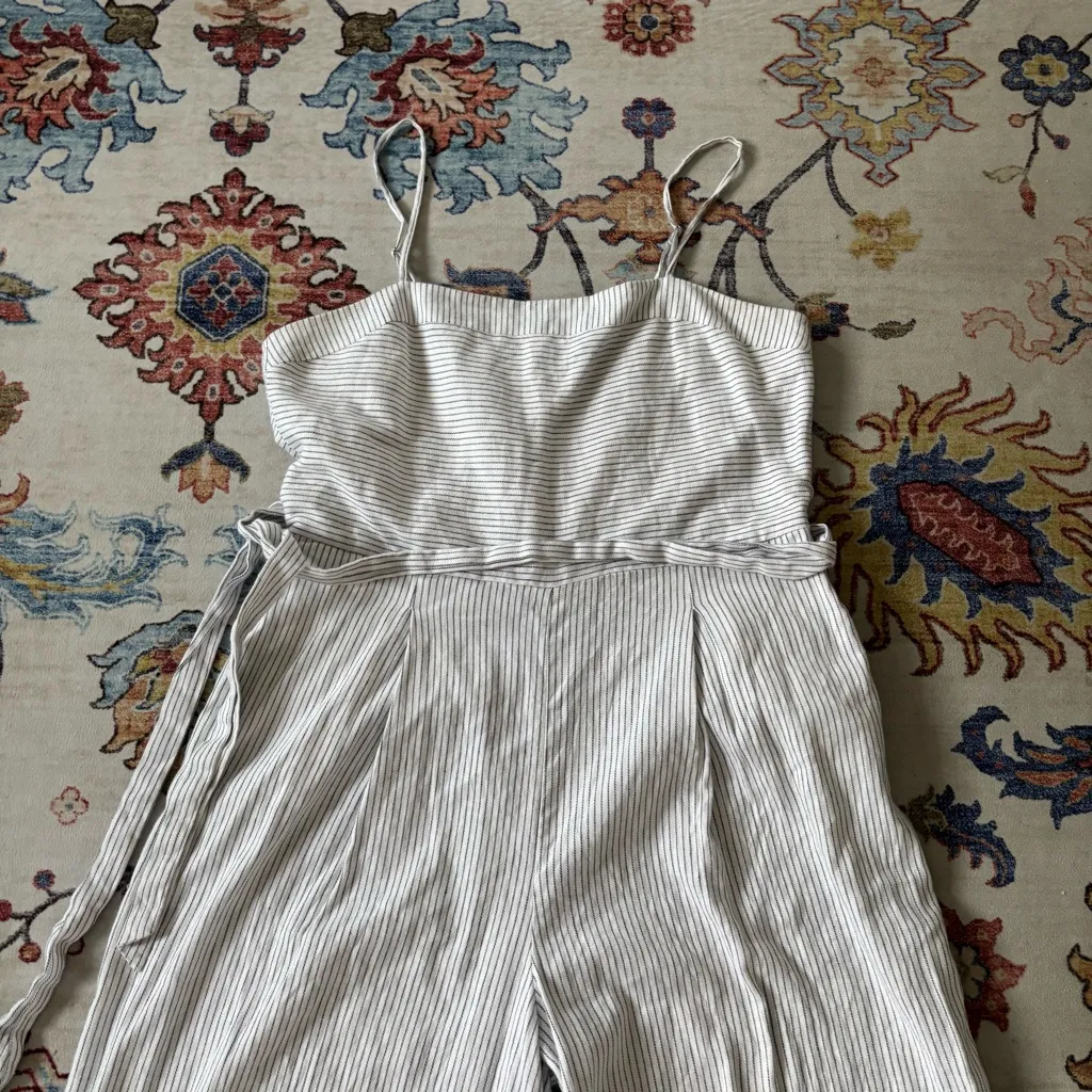 Banana Republic White Linen Blend Pin Stripe Squareneck Belted Crop Jumpsuit 10 - Image 7