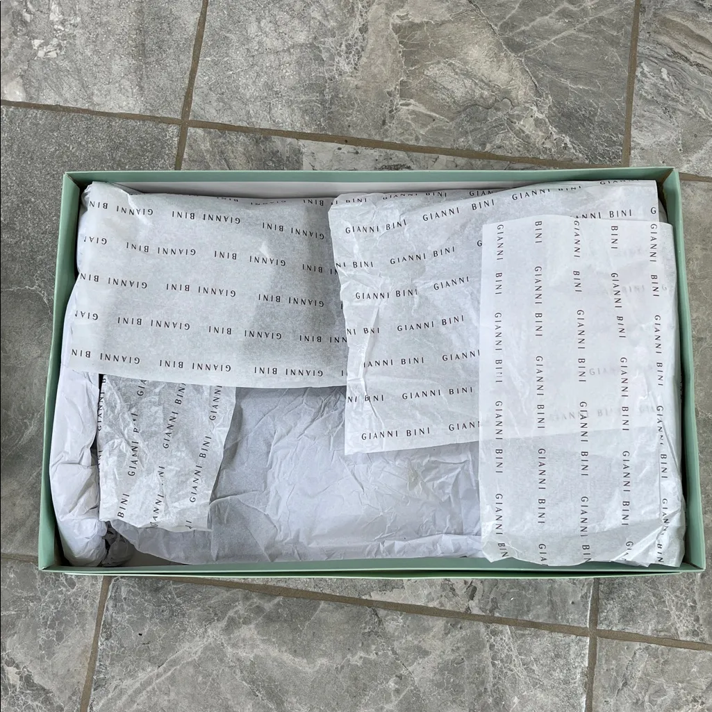 Gianni Bini Elegant Black Heeled Boots New in Box - Image 13