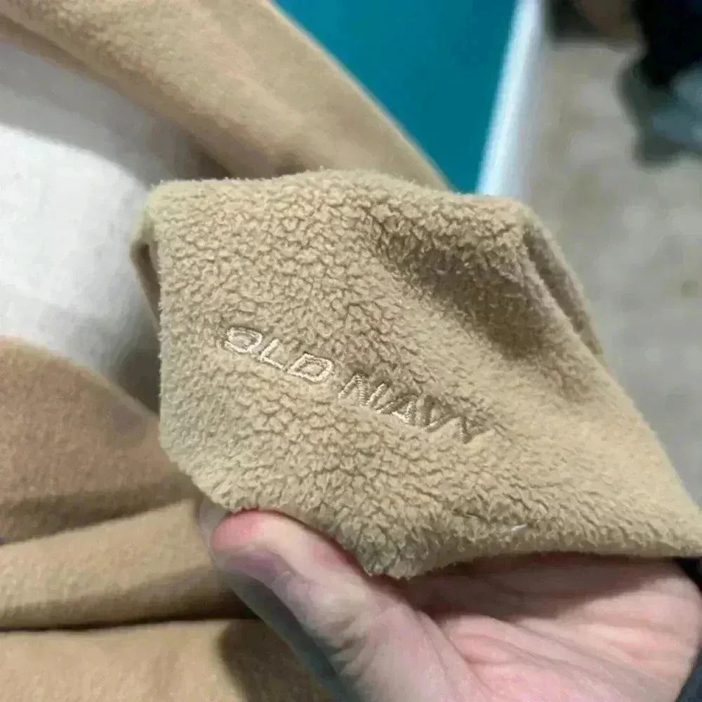 Old Navy  beige scarf - Image 3