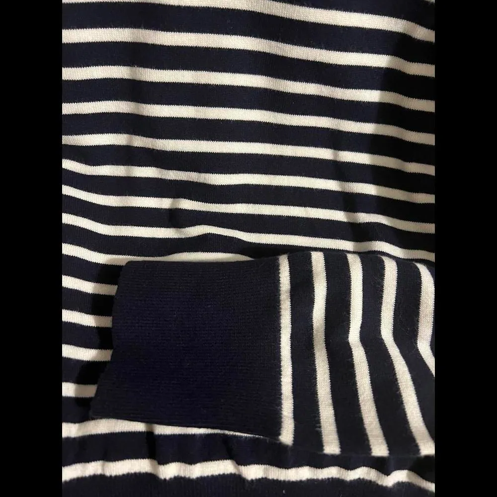 Tommy Hilfiger V-Neck Striped Sweater size X-Large - Image 6