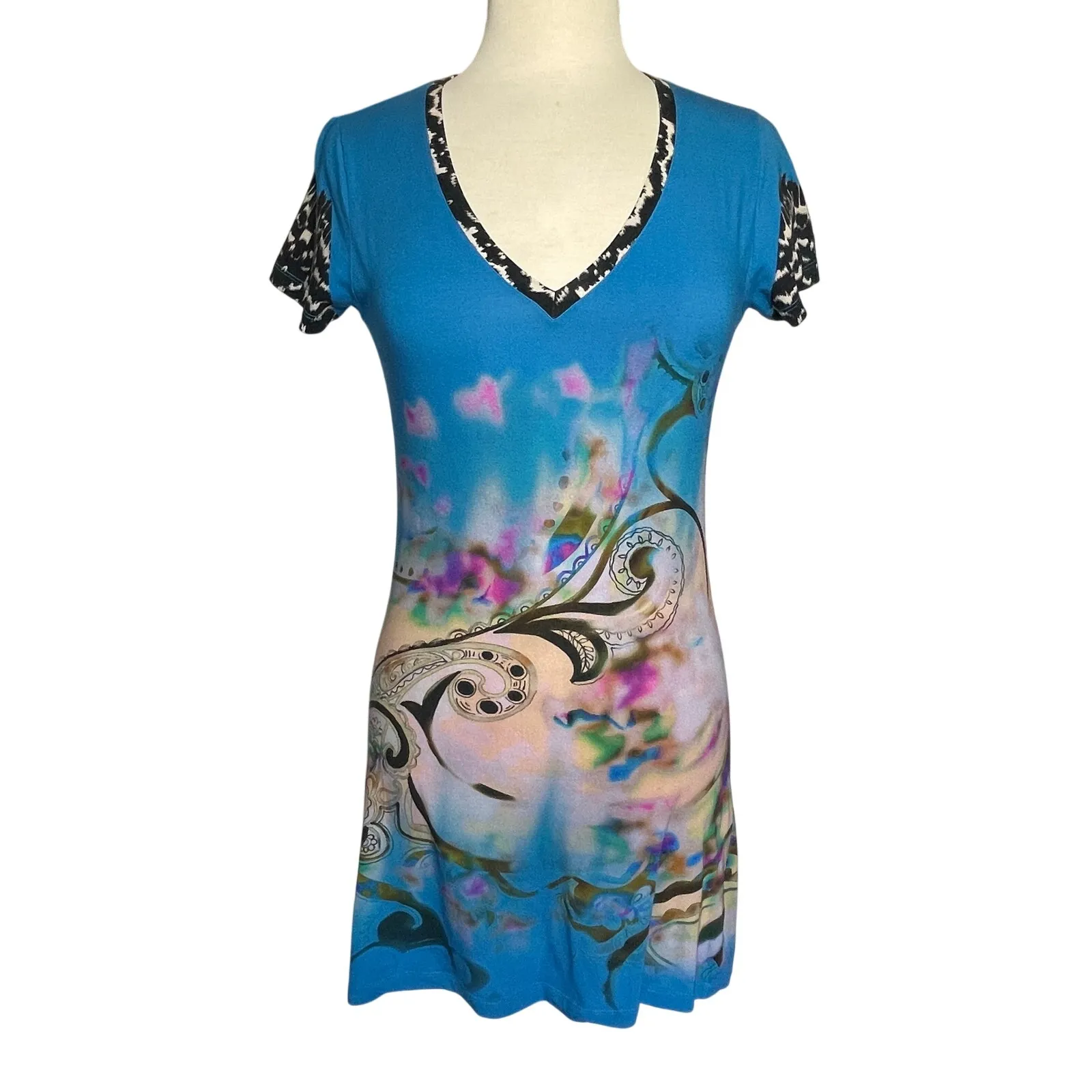 ETRO Bundle of 2 Women’s Y2K Art Print Short Sleeve vneck Mini Dresses Blue - Image 5