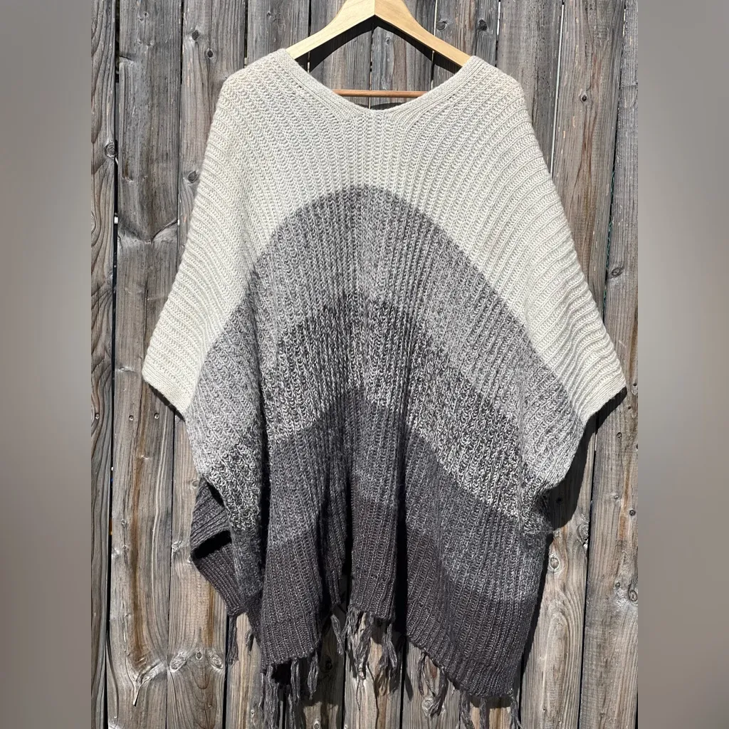 American Eagle Soft Shawl Poncho Sweater - Image 9