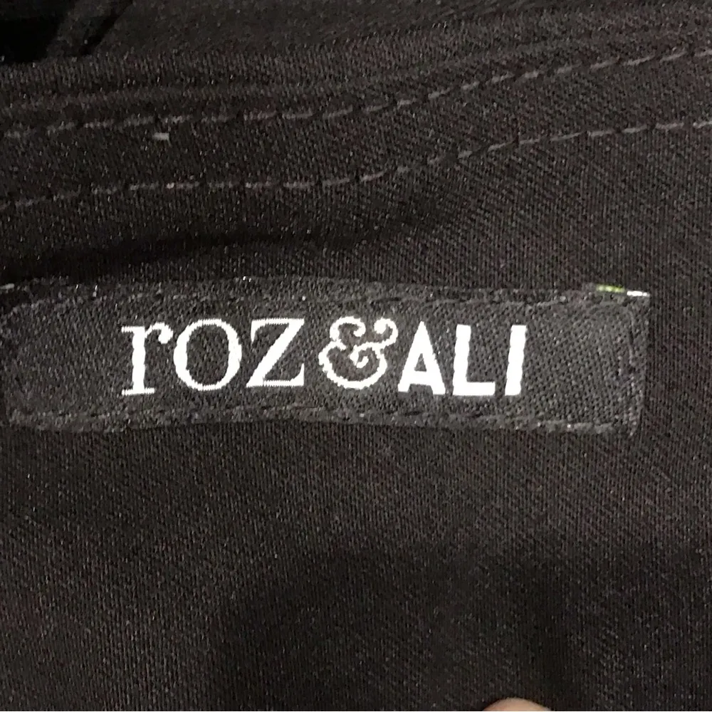 Roz and Ali Black Silver Beads On Ankles classic fit ankle length pant Size 4 - Image 5